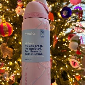 Owala Pink Holiday 2025 Sugar Plum Insulated 32 oz Water Bottle